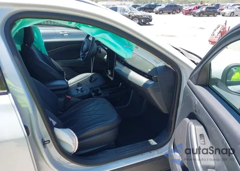 2022 Ford Mustang Mach-E Select z USA, uszkodzony, nr VIN 3FMTK1RMXNMA01224